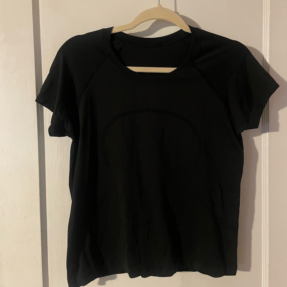 Lululemon Swiftly Tech Short Sleeve